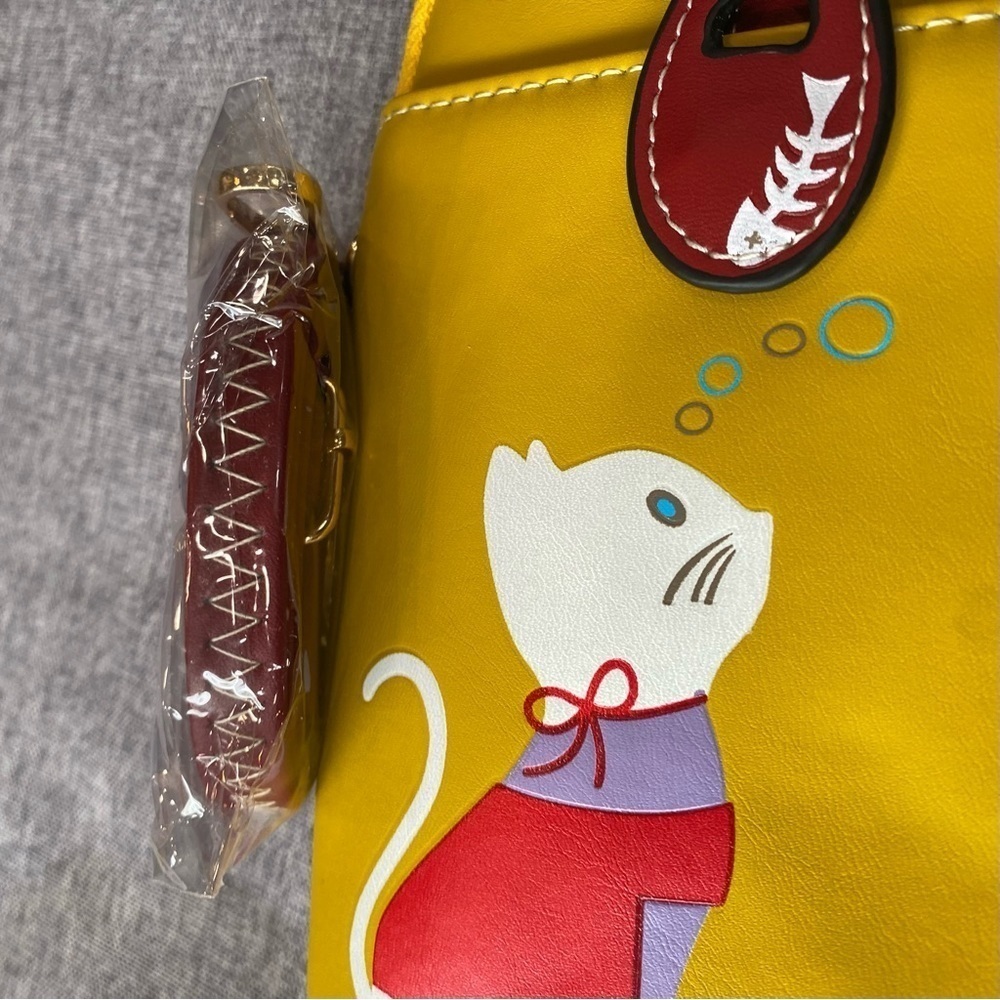 Crossbody Cell Phone Purse - Cute Cat Handbag w/ Adjustable Strap - Picture 8 of 9